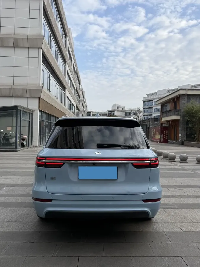 2020 Li ONE Range Extended 131HP REEV 40.5KWH,autocango,china used car exporter,china ev exporter,chinese used car exporter,chinese used ev exporter