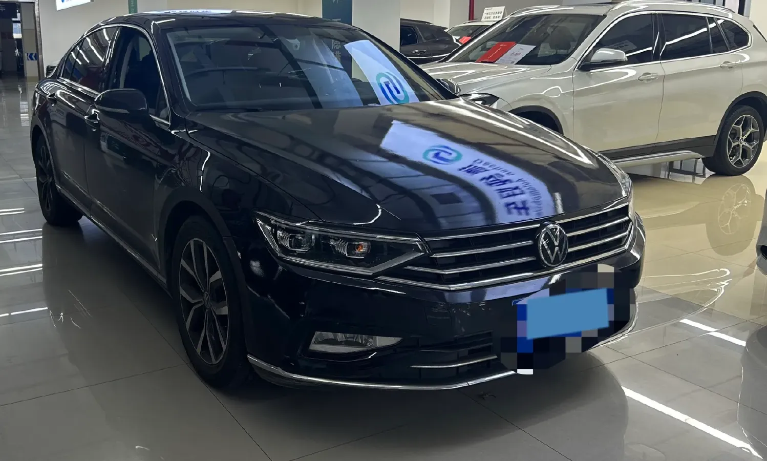 2020 Volkswagen Magotan 2.0T 186HP L4 7DCT,autocango,china used car exporter,china ev exporter,chinese used car exporter,chinese used ev exporter