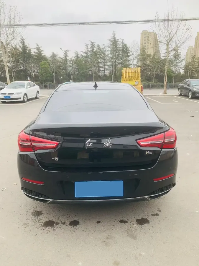 2022 HongQi H5 1.5T 169HP L4 7DCT,autocango,china used car exporter,china ev exporter,chinese used car exporter,chinese used ev exporter