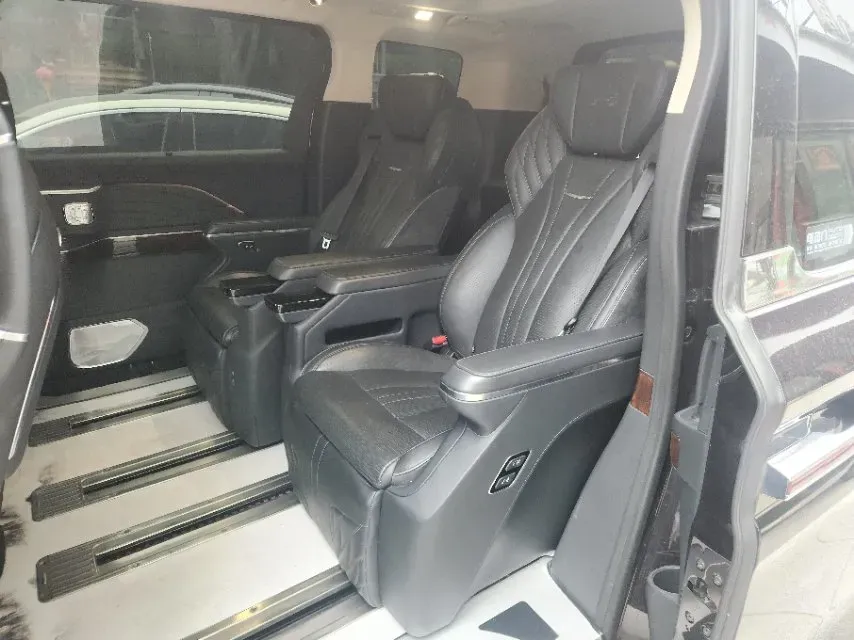 2023 HongQi HQ9 2.0T 252HP L4 8AT,autocango,china used car exporter,china ev exporter,chinese used car exporter,chinese used ev exporter