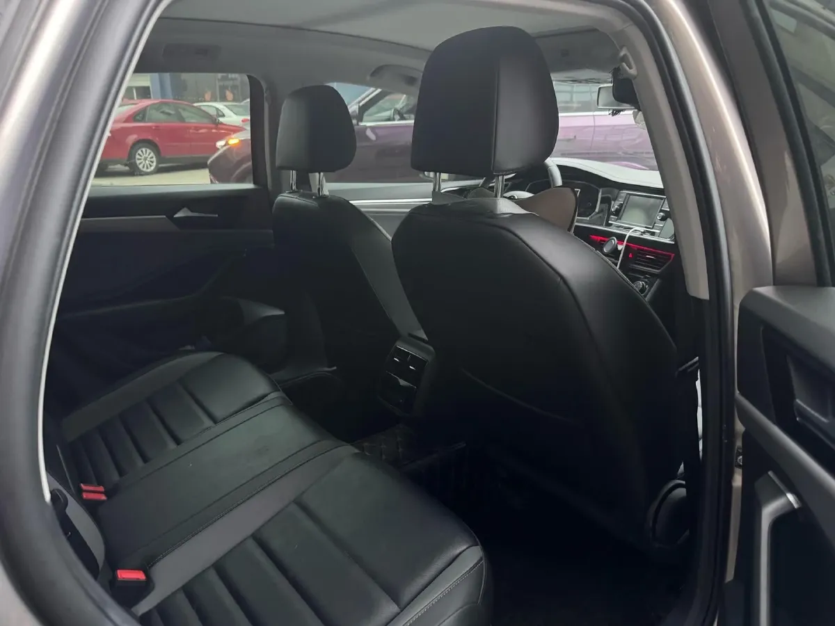 2020 Volkswagen Sagitar 1.2T 116HP L4 7DCT,autocango,china used car exporter,china ev exporter,chinese used car exporter,chinese used ev exporter