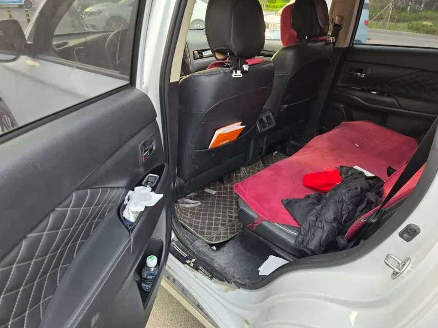 2021 Mitsubishi Outlander 2.0L 166HP L4 CVT,autocango,china used car exporter,china ev exporter,chinese used car exporter,chinese used ev exporter