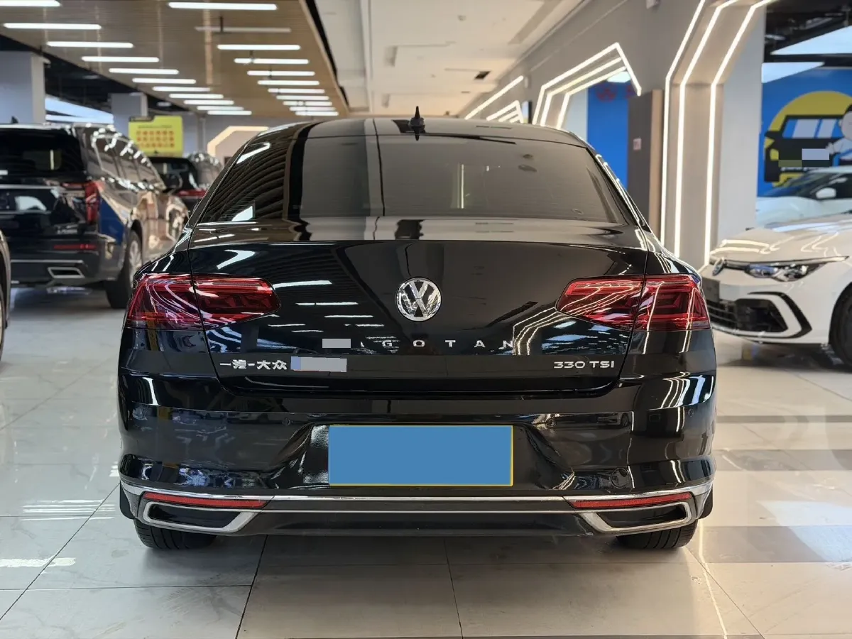 2020 Volkswagen Magotan 2.0T 186HP L4 7DCT,autocango,china used car exporter,china ev exporter,chinese used car exporter,chinese used ev exporter