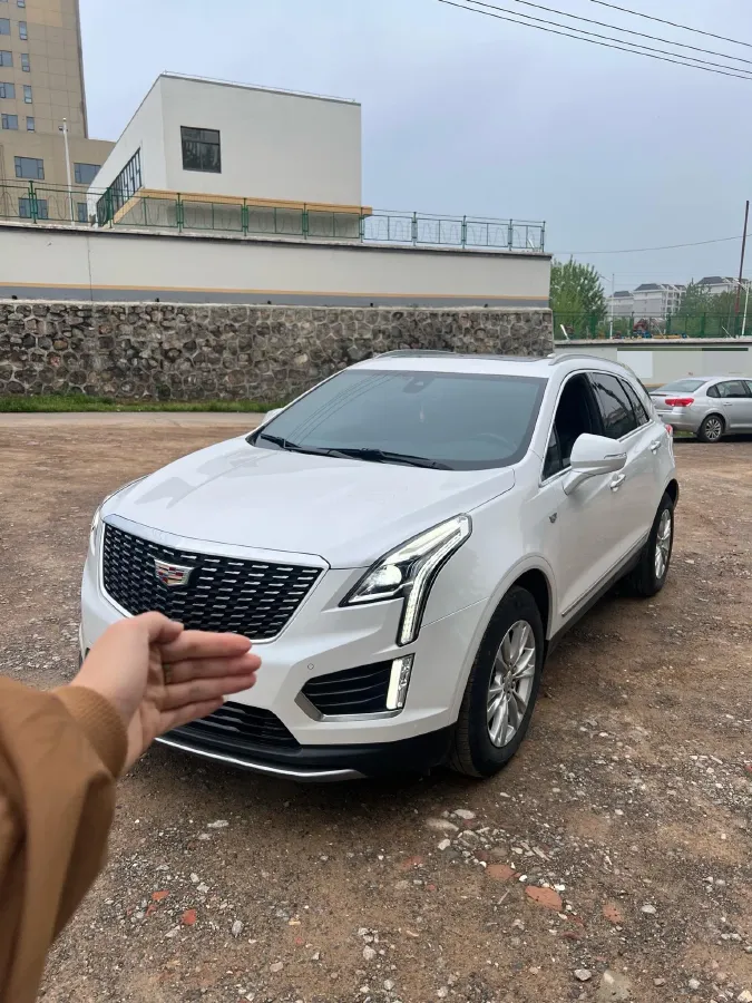 2022 Cadillac XT5 2.0T 237HP L4 9AT,autocango,china used car exporter,china ev exporter,chinese used car exporter,chinese used ev exporter