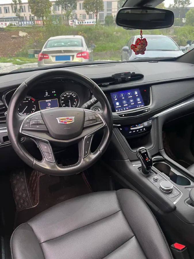 2022 Cadillac XT5 2.0T 237HP L4 9AT,autocango,china used car exporter,china ev exporter,chinese used car exporter,chinese used ev exporter