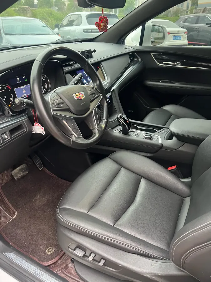 2022 Cadillac XT5 2.0T 237HP L4 9AT,autocango,china used car exporter,china ev exporter,chinese used car exporter,chinese used ev exporter