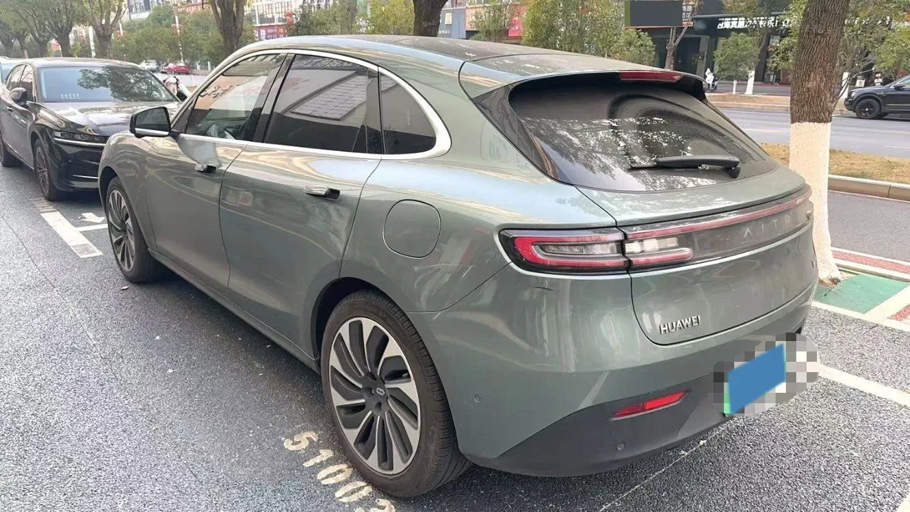 2022 Infiniti Q50L 2.0T 211HP L4 7AT,autocango,china used car exporter,china ev exporter,chinese used car exporter,chinese used ev exporter