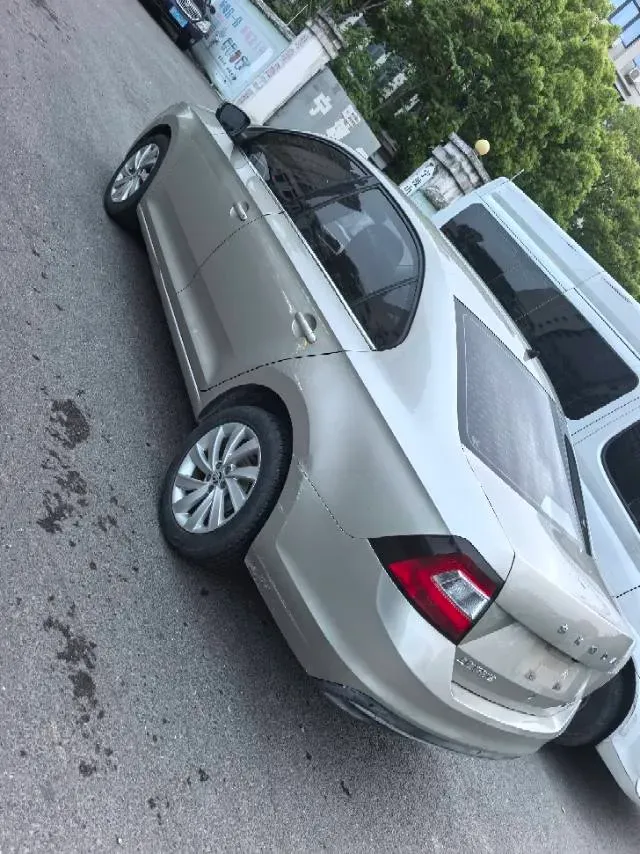 2019 SWM G01 1.5T 156HP L4 6AT,autocango,china used car exporter,china ev exporter,chinese used car exporter,chinese used ev exporter