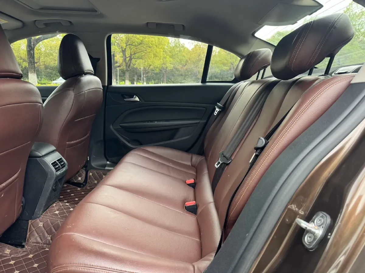 2018 Peugeot 408 1.6T 167HP L4 6AT,autocango,china used car exporter,china ev exporter,chinese used car exporter,chinese used ev exporter