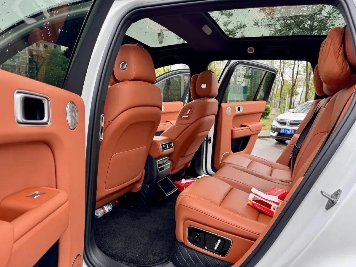 2024 Li L7 Range Extended 154HP REEV 42.8KWH,autocango,china used car exporter,china ev exporter,chinese used car exporter,chinese used ev exporter