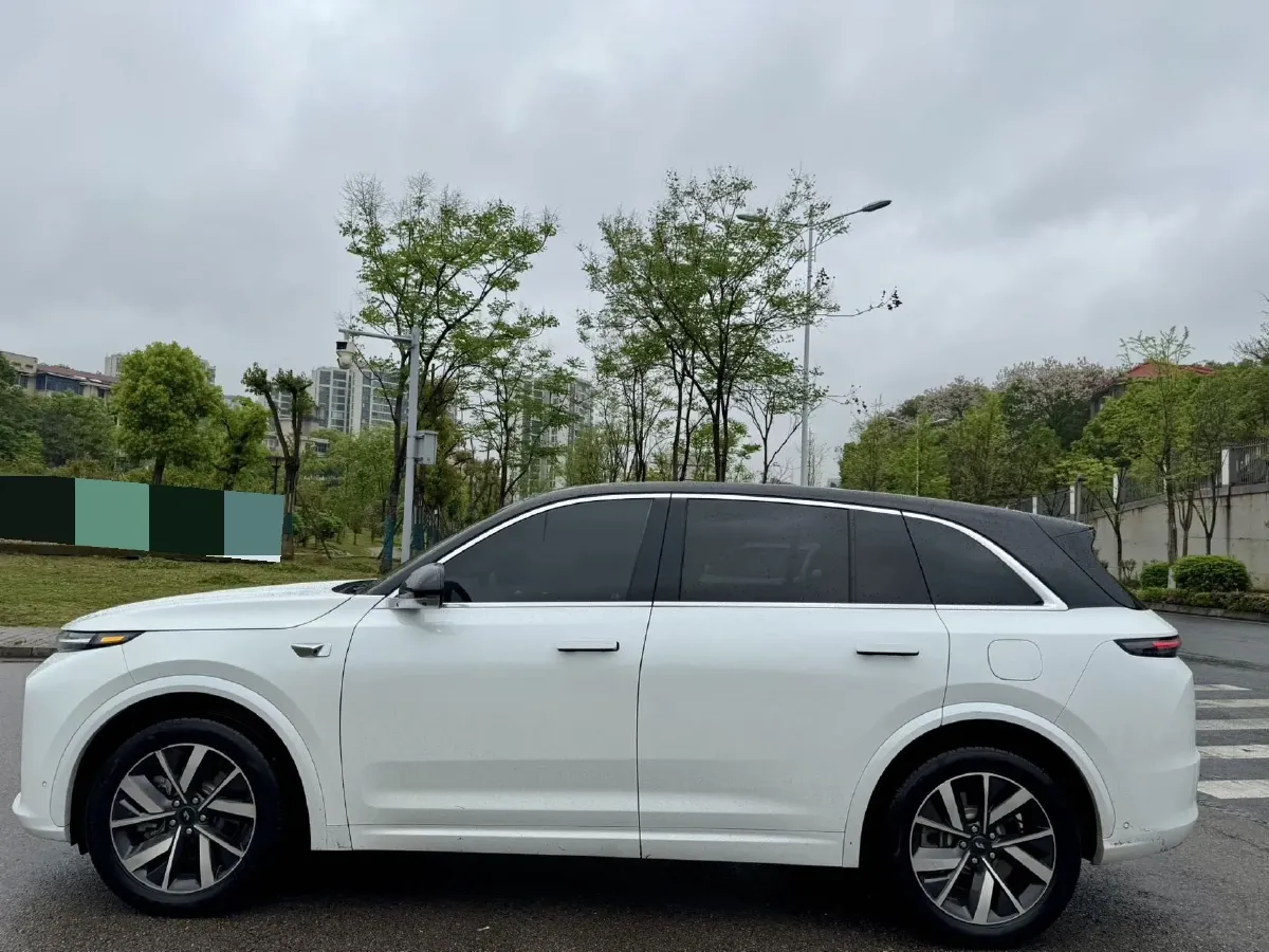 2024 Li L7 Range Extended 154HP REEV 42.8KWH,autocango,china used car exporter,china ev exporter,chinese used car exporter,chinese used ev exporter