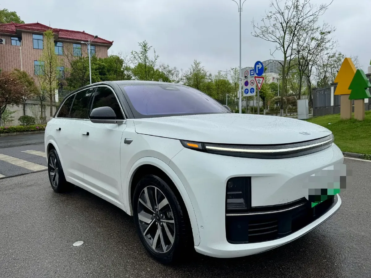 2024 Li L7 Range Extended 154HP REEV 42.8KWH,autocango,china used car exporter,china ev exporter,chinese used car exporter,chinese used ev exporter