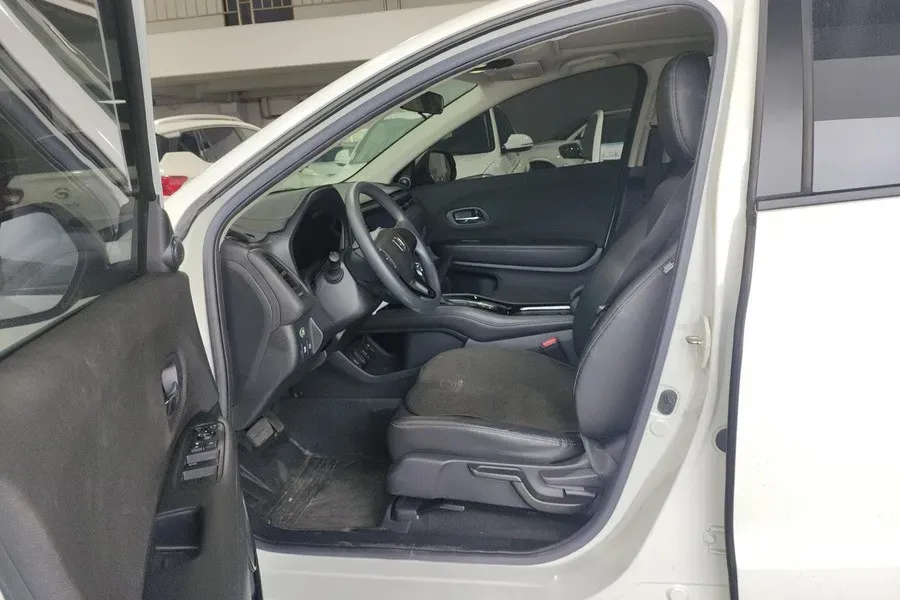 2022 Honda Vezel 1.5L 131HP L4 CVT,autocango,china used car exporter,china ev exporter,chinese used car exporter,chinese used ev exporter