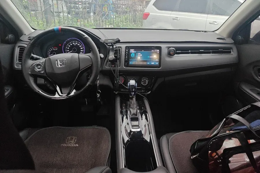 2022 Honda Vezel 1.5L 131HP L4 CVT,autocango,china used car exporter,china ev exporter,chinese used car exporter,chinese used ev exporter