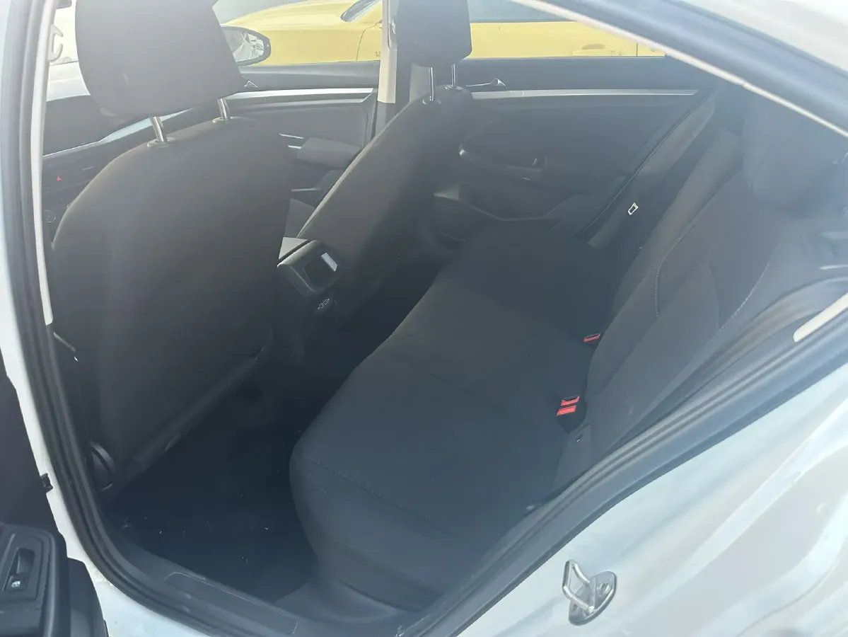 2021 Volkswagen Bora 1.5L 113HP L4 6AT,autocango,china used car exporter,china ev exporter,chinese used car exporter,chinese used ev exporter