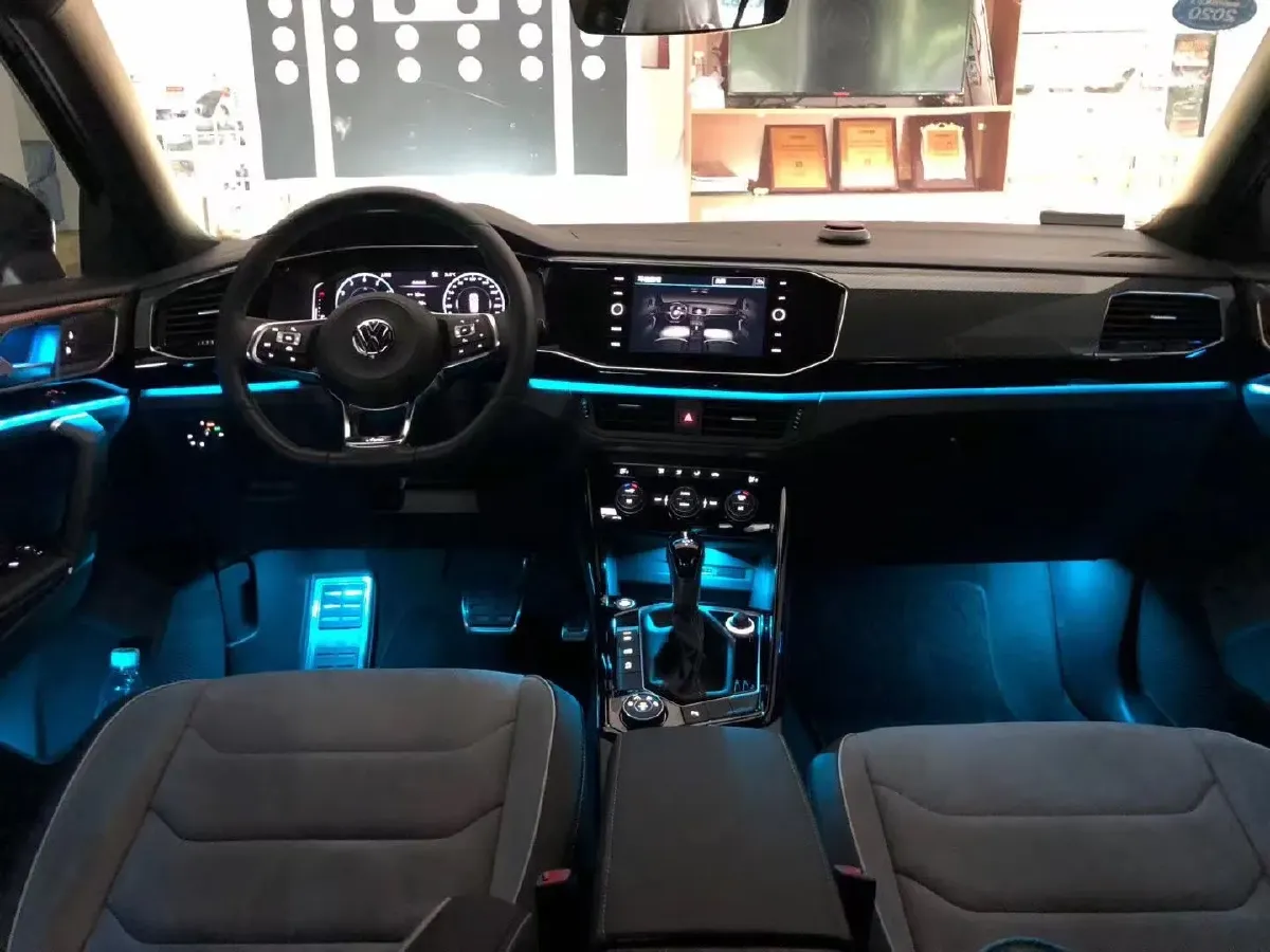 2019 Mercedes-Benz GLA Class 1.6T 156HP L4 7DCT,autocango,china used car exporter,china ev exporter,chinese used car exporter,chinese used ev exporter