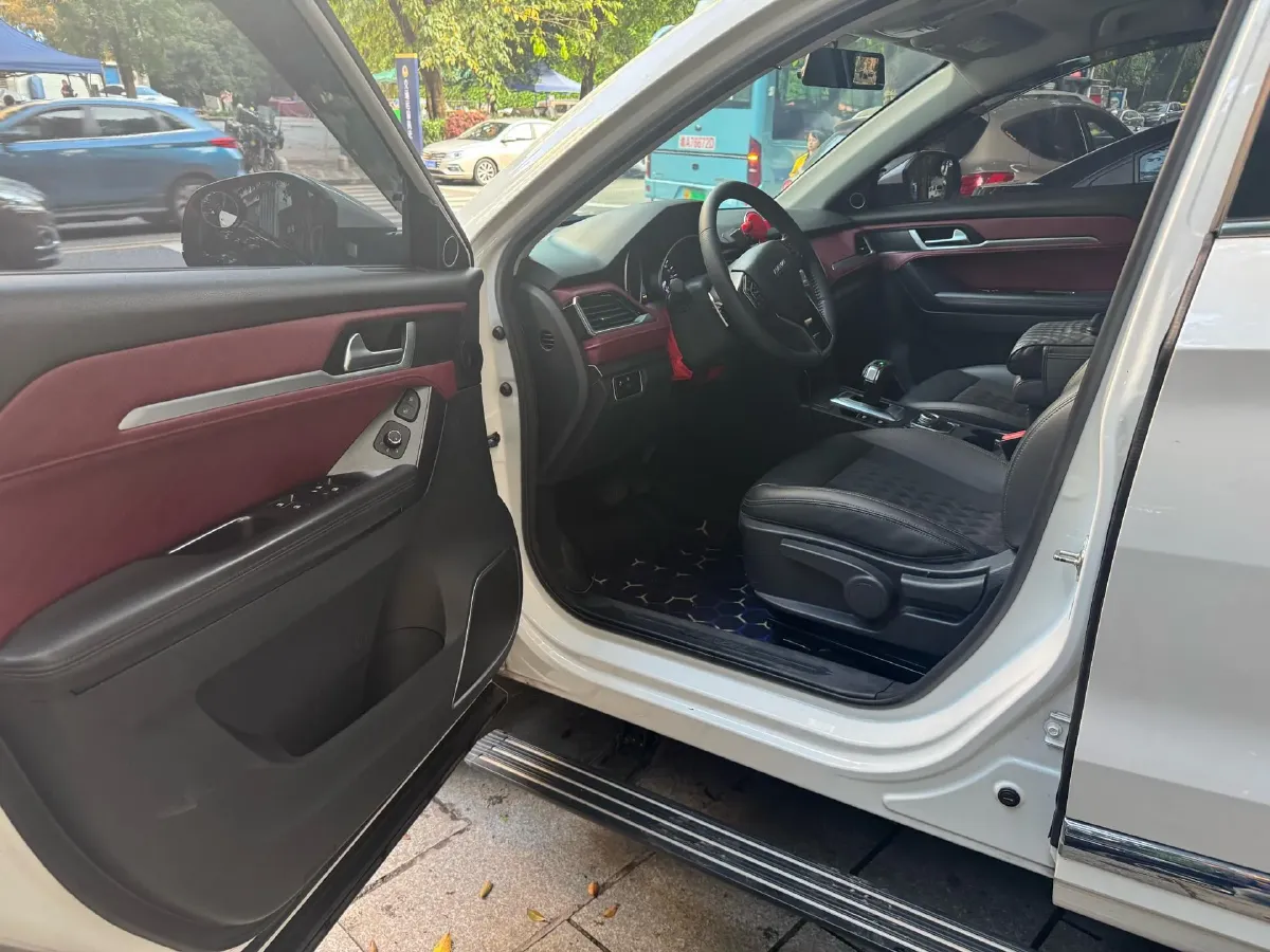 2020 Haval H6 Coupe 1.5T 150HP L4 7DCT,autocango,china used car exporter,china ev exporter,chinese used car exporter,chinese used ev exporter