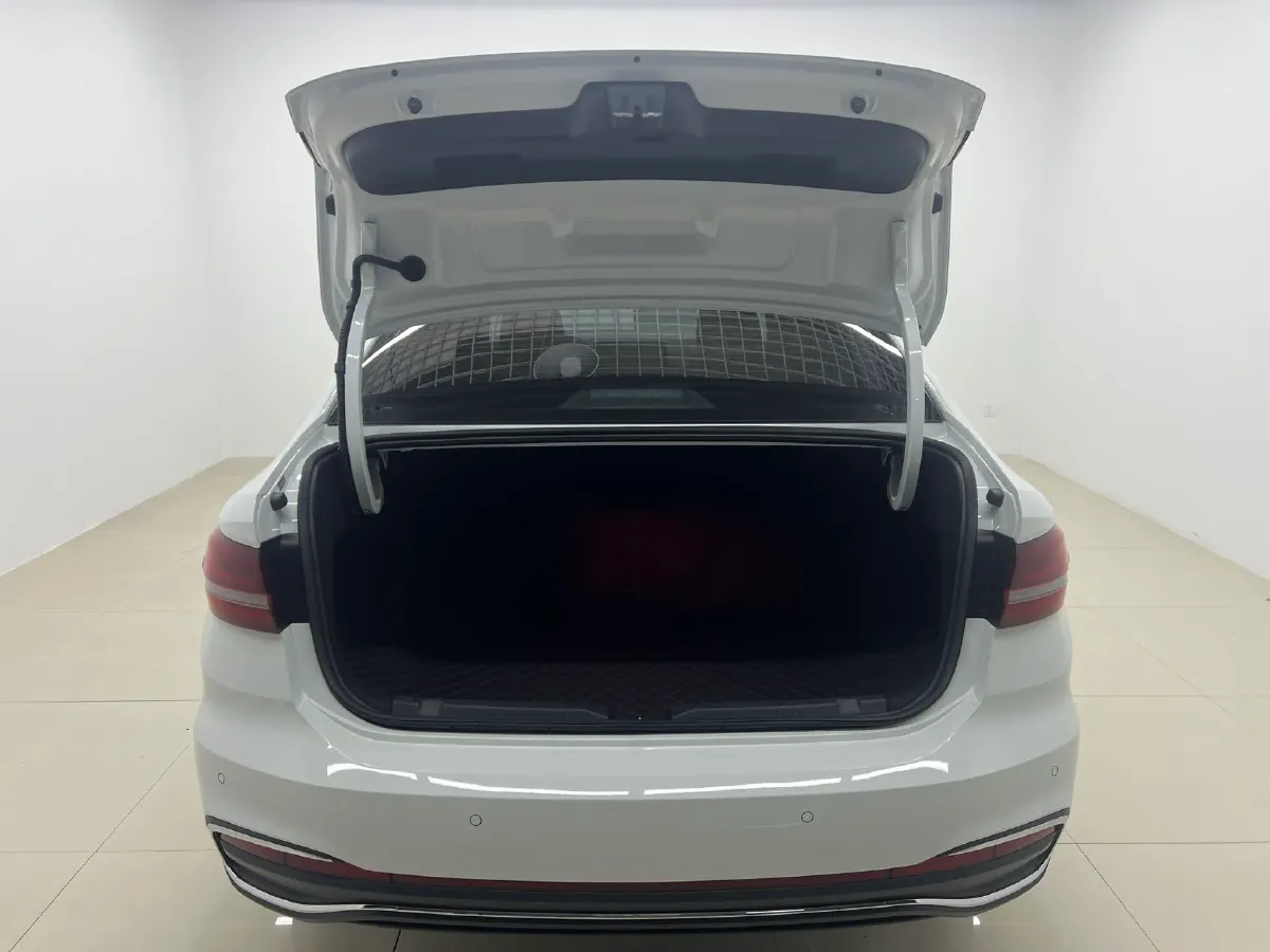 2024 Volkswagen Lavida 1.5L 110HP L4 6AT,autocango,china used car exporter,china ev exporter,chinese used car exporter,chinese used ev exporter