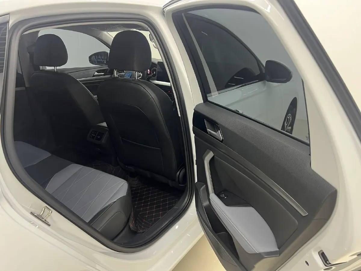 2024 Volkswagen Lavida 1.5L 110HP L4 6AT,autocango,china used car exporter,china ev exporter,chinese used car exporter,chinese used ev exporter