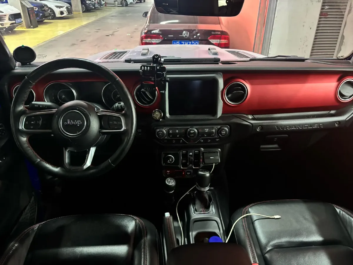 2019 Jeep Wrangler 2.0T 266HP L4 8AT,autocango,china used car exporter,china ev exporter,chinese used car exporter,chinese used ev exporter