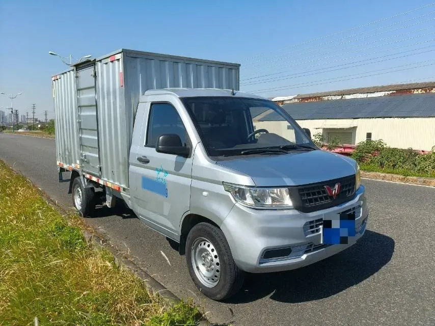 2019 WuLing RongGuang New Truck 1.5L 107HP L4 5MT,autocango,china used car exporter,china ev exporter,chinese used car exporter,chinese used ev exporter