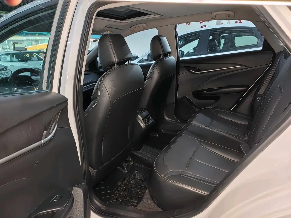 2021 Buick Excelle 1.5L 113HP L4 6AT,autocango,china used car exporter,china ev exporter,chinese used car exporter,chinese used ev exporter