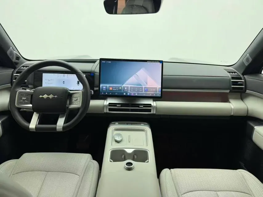 2025 FangChengBao Tai 7 1.5T 156HP L4 E-CVT PHEV,autocango,china used car exporter,china ev exporter,chinese used car exporter,chinese used ev exporter