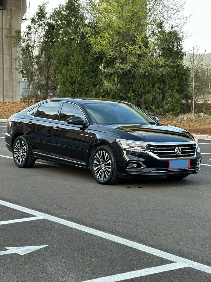 2019 Volvo V40 1.5T 152HP L4 6AT,autocango,china used car exporter,china ev exporter,chinese used car exporter,chinese used ev exporter