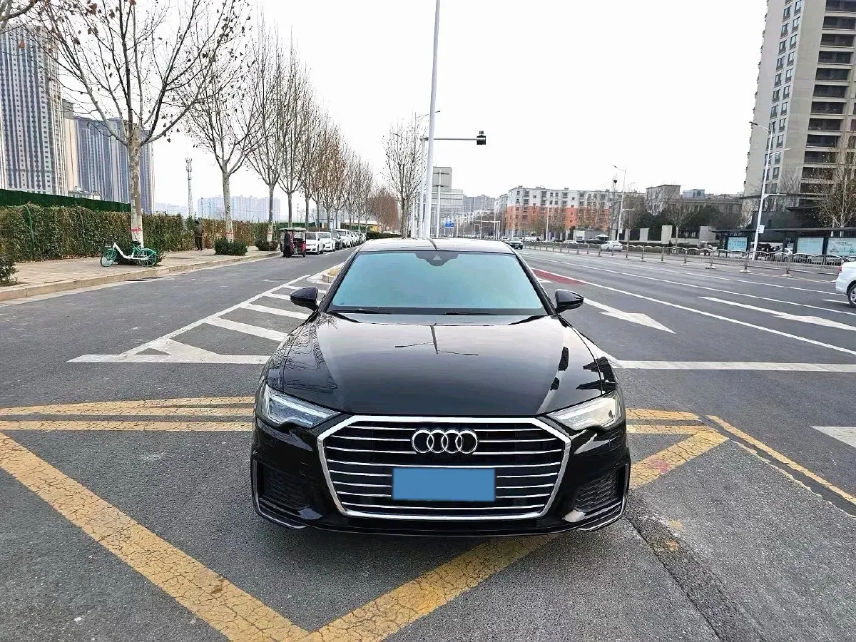 2020 Audi A6L 2.0T 190HP L4 7DCT,autocango,china used car exporter,china ev exporter,chinese used car exporter,chinese used ev exporter
