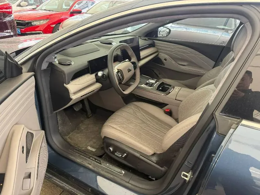 2025 Geely Galaxy Starshine 8 1.5T 163HP L4 3DHT PHEV 27.69KWH,autocango,china used car exporter,china ev exporter,chinese used car exporter,chinese used ev exporter