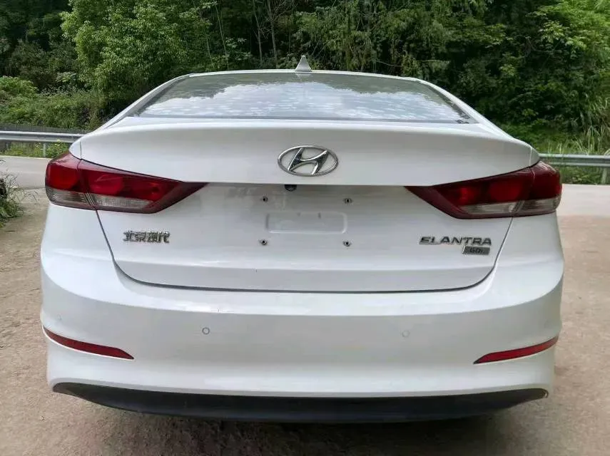 2016 Hyundai Elantra 1.6L 130HP L4 6AT,autocango,china used car exporter,china ev exporter,chinese used car exporter,chinese used ev exporter