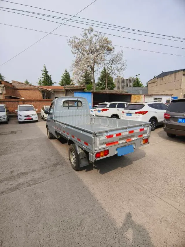 2021 WuLing RongGuang Mini Truck 1.5L 99HP L4 5MT,autocango,china used car exporter,china ev exporter,chinese used car exporter,chinese used ev exporter