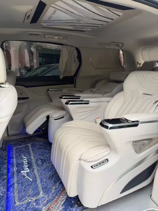 2021 Buick GL8 2.0T 237HP L4 9AT,autocango,china used car exporter,china ev exporter,chinese used car exporter,chinese used ev exporter