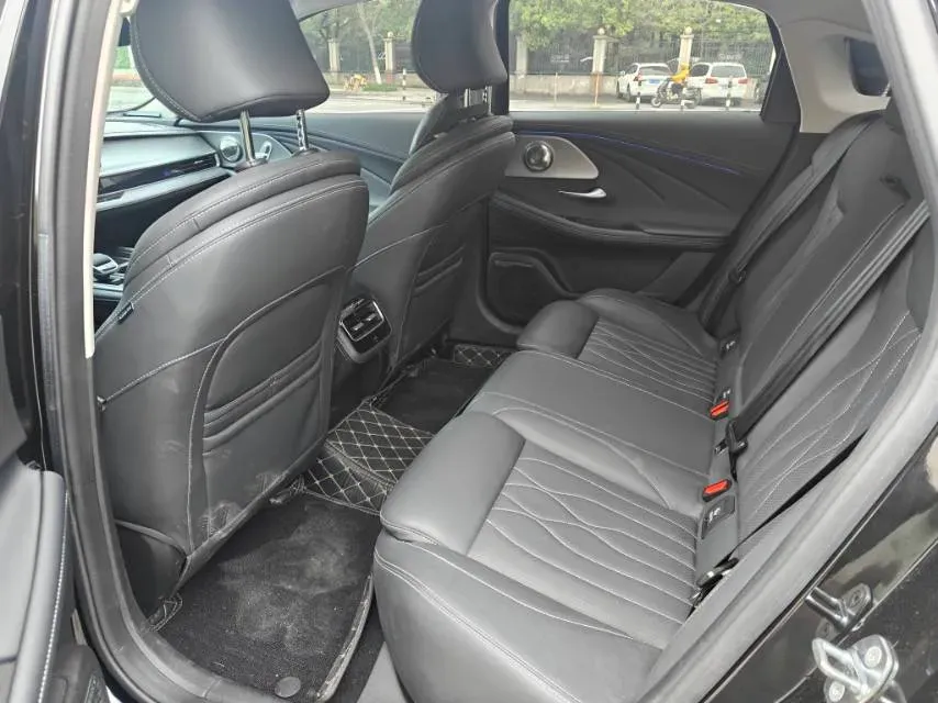 2023 Chery Arrizo 8 2.0T 254HP L4 7DCT,autocango,china used car exporter,china ev exporter,chinese used car exporter,chinese used ev exporter