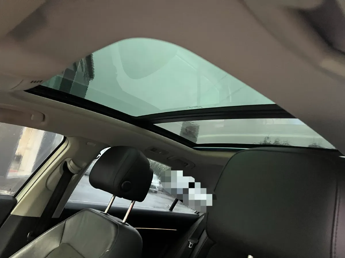 2018 Volkswagen Magotan 1.8T 180HP L4 7DCT,autocango,china used car exporter,china ev exporter,chinese used car exporter,chinese used ev exporter