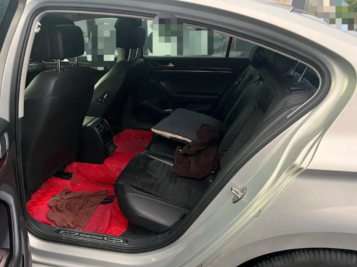 2018 Volkswagen Magotan 1.8T 180HP L4 7DCT,autocango,china used car exporter,china ev exporter,chinese used car exporter,chinese used ev exporter