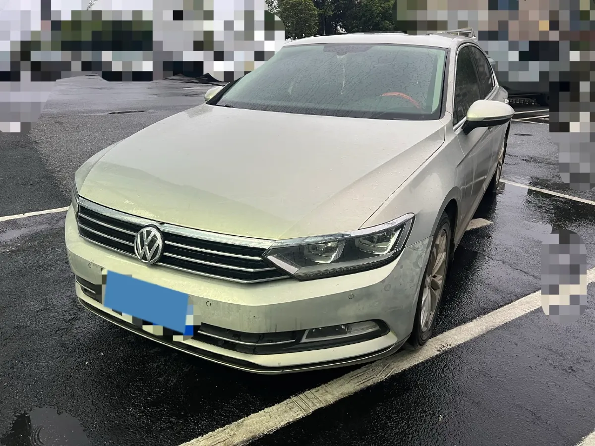 2018 Volkswagen Magotan 1.8T 180HP L4 7DCT,autocango,china used car exporter,china ev exporter,chinese used car exporter,chinese used ev exporter
