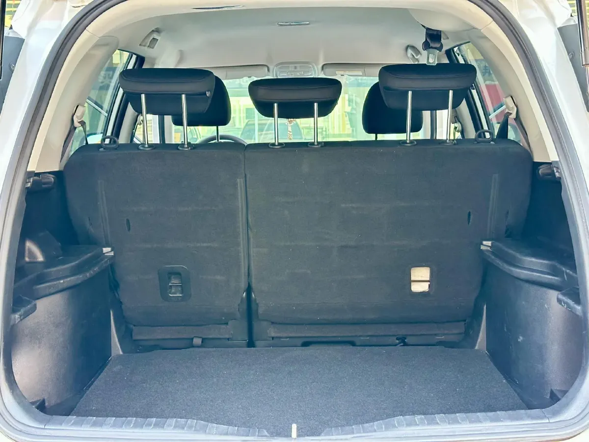 2019 Haval M6 1.5T 150HP L4 7DCT,autocango,china used car exporter,china ev exporter,chinese used car exporter,chinese used ev exporter