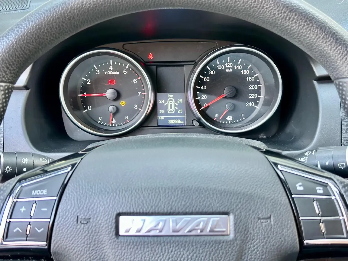 2019 Haval M6 1.5T 150HP L4 7DCT,autocango,china used car exporter,china ev exporter,chinese used car exporter,chinese used ev exporter