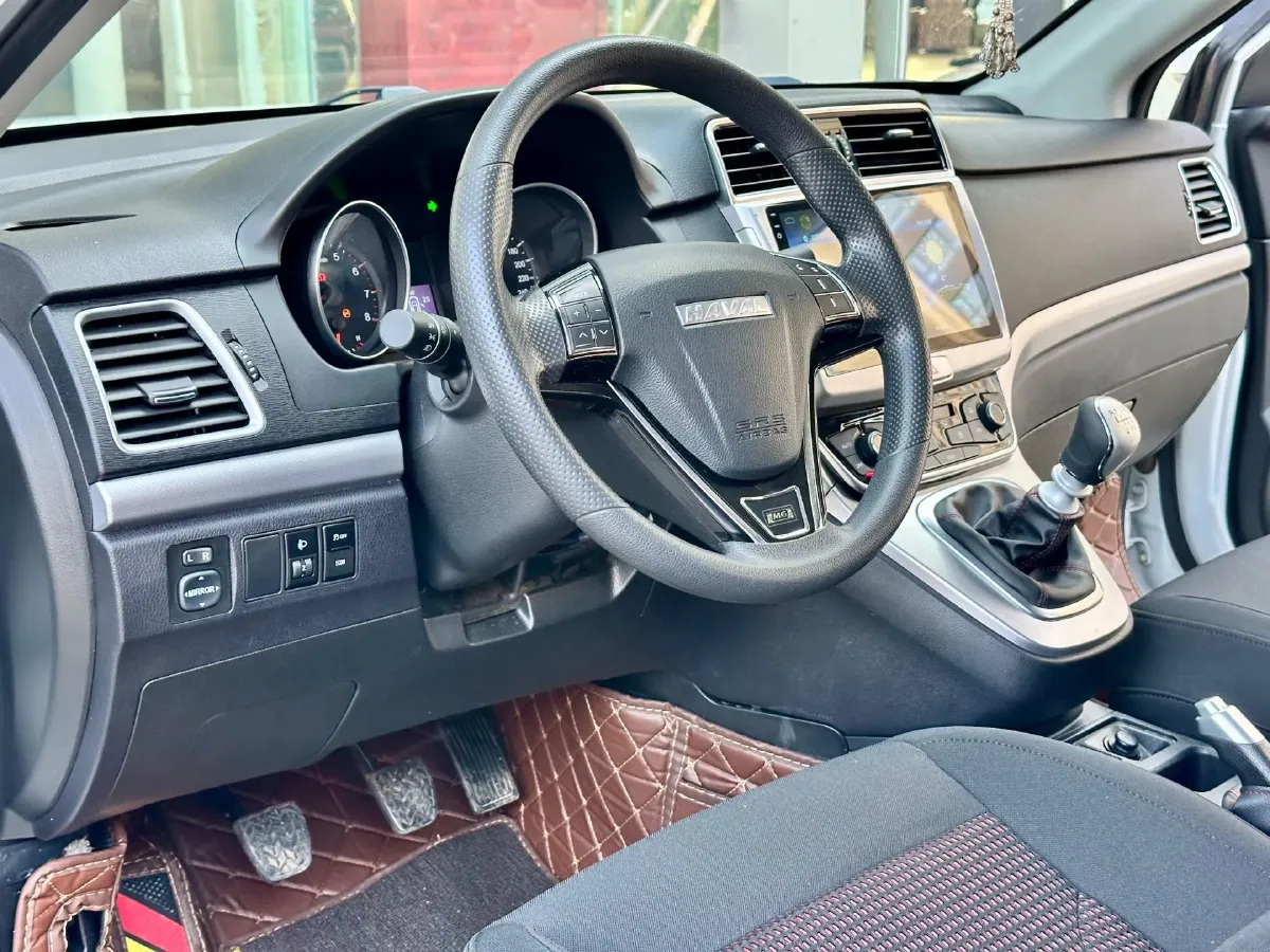 2019 Haval M6 1.5T 150HP L4 7DCT,autocango,china used car exporter,china ev exporter,chinese used car exporter,chinese used ev exporter