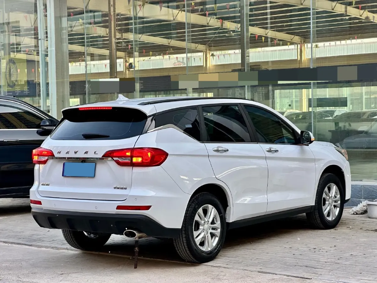 2019 Haval M6 1.5T 150HP L4 7DCT,autocango,china used car exporter,china ev exporter,chinese used car exporter,chinese used ev exporter