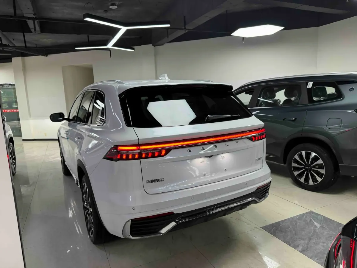 2025 Geely Monjaro 2.0T 238HP L4 8AT,autocango,china used car exporter,china ev exporter,chinese used car exporter,chinese used ev exporter