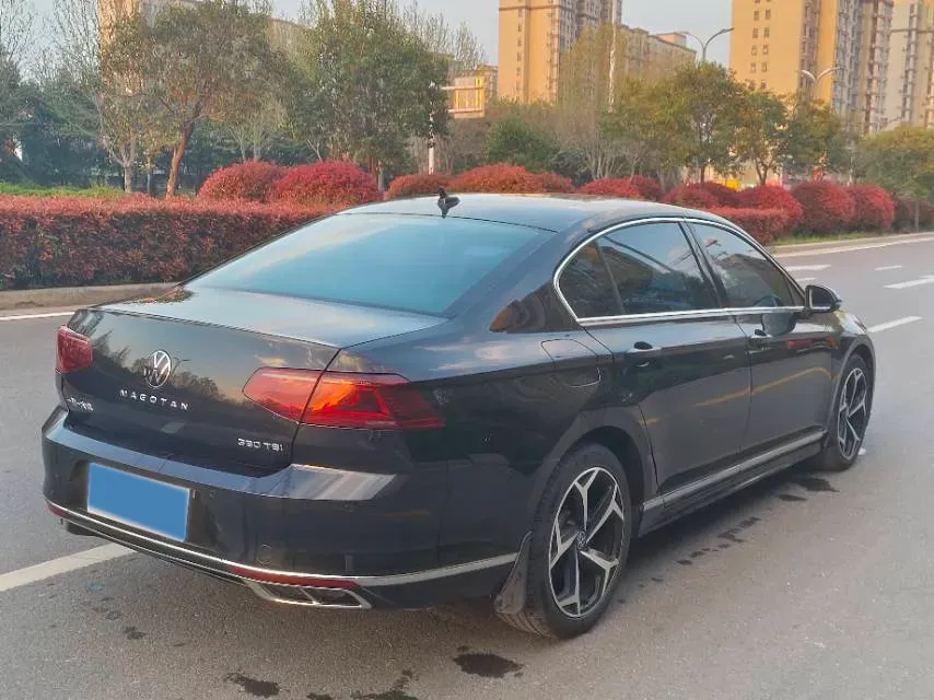2023 Volkswagen Magotan 2.0T 186HP L4 7DCT,autocango,china used car exporter,china ev exporter,chinese used car exporter,chinese used ev exporter