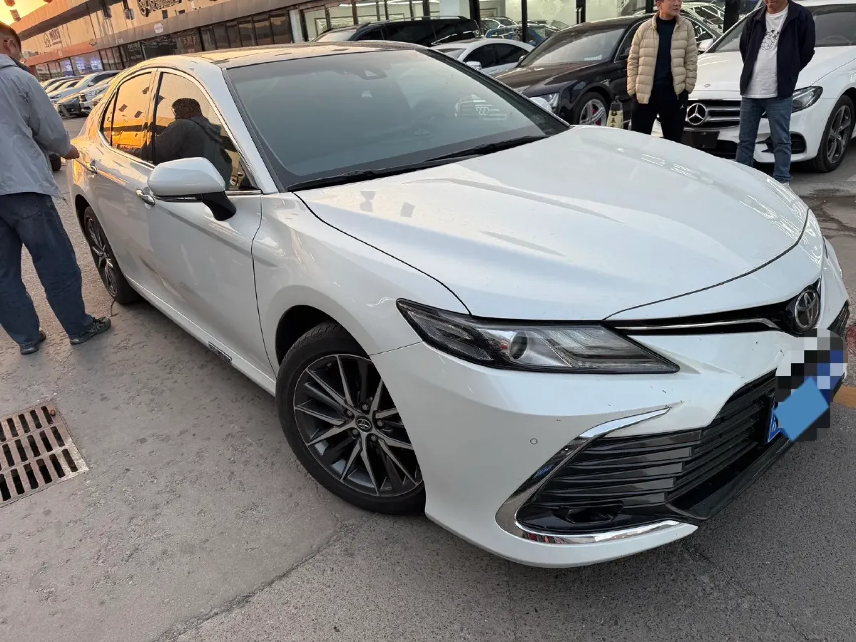 2021 Toyota Camry 2.5L 209HP L4 8AT,autocango,china used car exporter,china ev exporter,chinese used car exporter,chinese used ev exporter