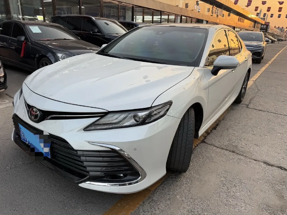 2021 Toyota Camry 2.5L 209HP L4 8AT,autocango,china used car exporter,china ev exporter,chinese used car exporter,chinese used ev exporter