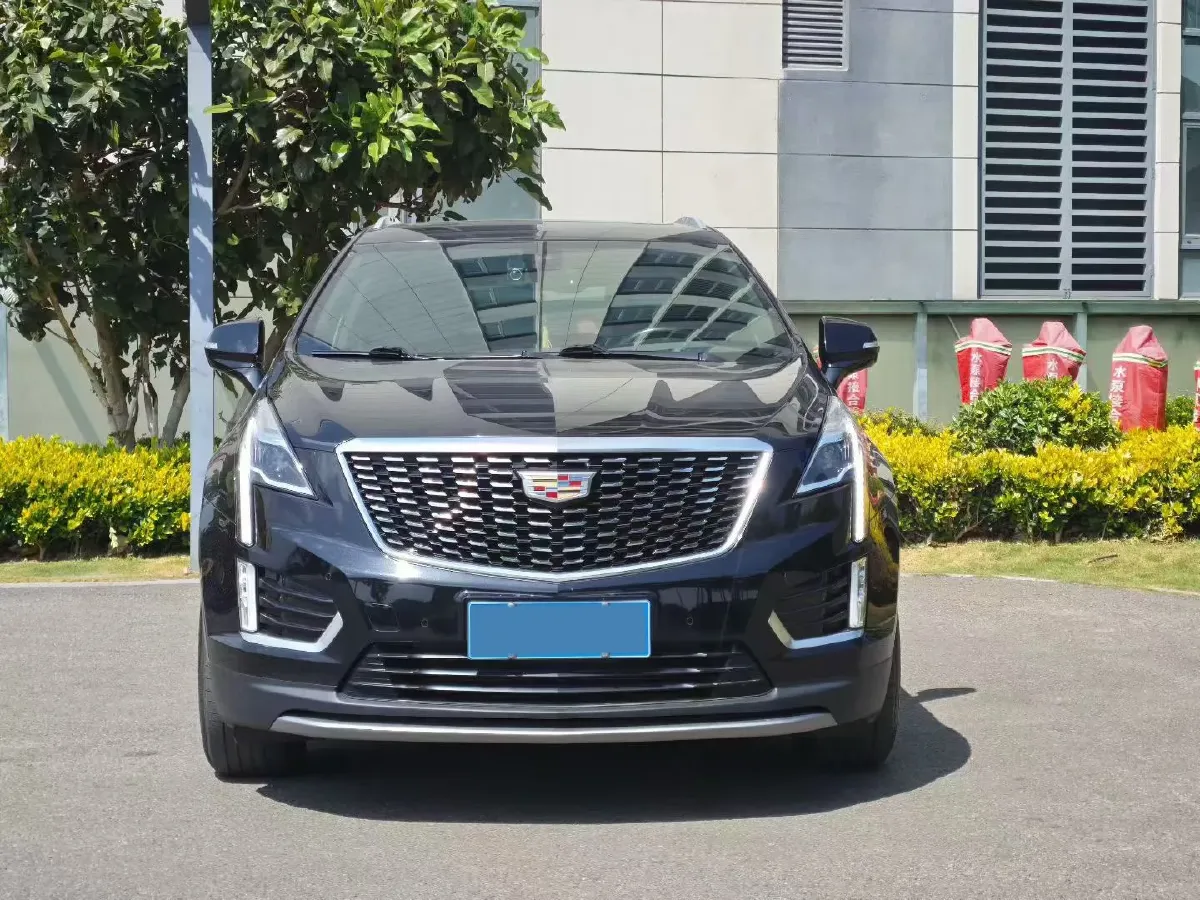 2022 Cadillac XT5 2.0T 237HP L4 9AT,autocango,china used car exporter,china ev exporter,chinese used car exporter,chinese used ev exporter