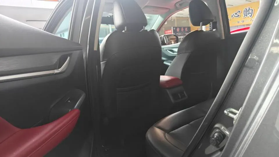 2022 ChangAn CS55 Plus 1.5T 180HP L4 7DCT,autocango,china used car exporter,china ev exporter,chinese used car exporter,chinese used ev exporter