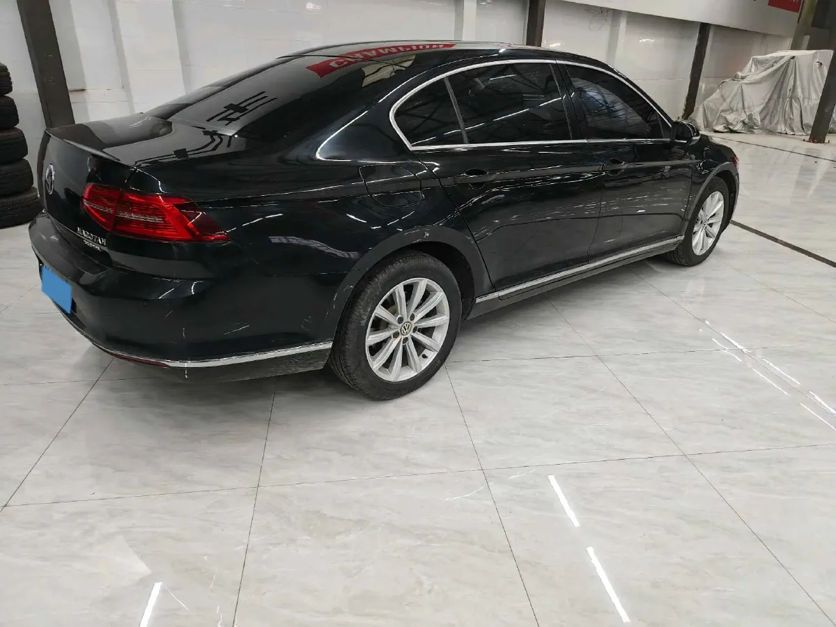 2018 Volkswagen Magotan 1.8T 180HP L4 7DCT,autocango,china used car exporter,china ev exporter,chinese used car exporter,chinese used ev exporter