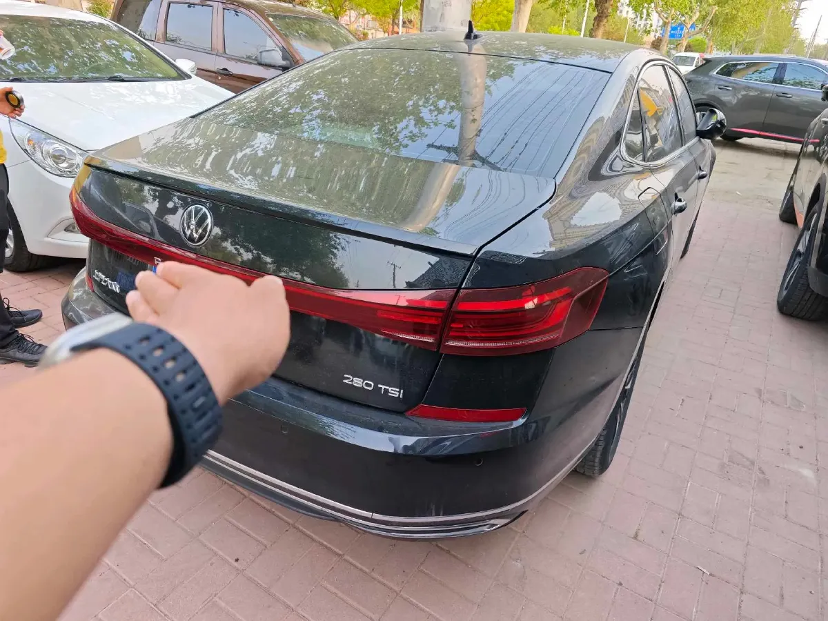 2024 Volkswagen Passat 1.4T 150HP L4 7DCT,autocango,china used car exporter,china ev exporter,chinese used car exporter,chinese used ev exporter