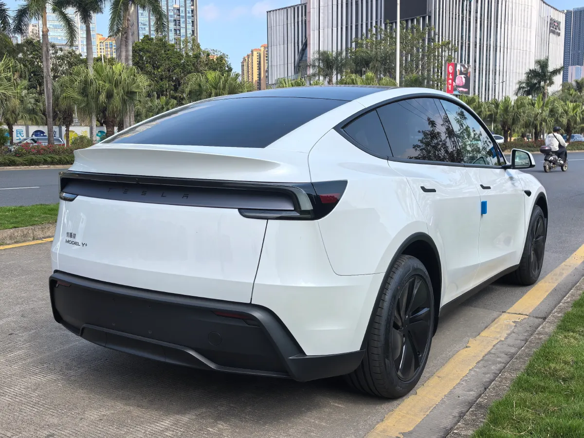 2026 Tesla Model Y BEV,autocango,china used car exporter,china ev exporter,chinese used car exporter,chinese used ev exporter